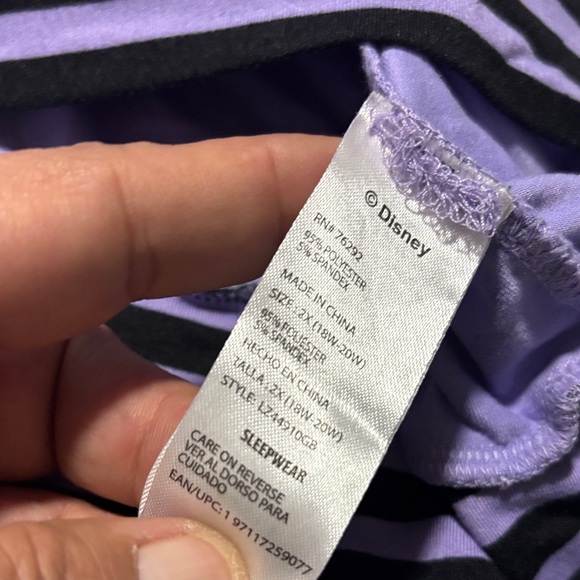 Purple Scream Queen Graphic sleep top - Picture 3 of 5